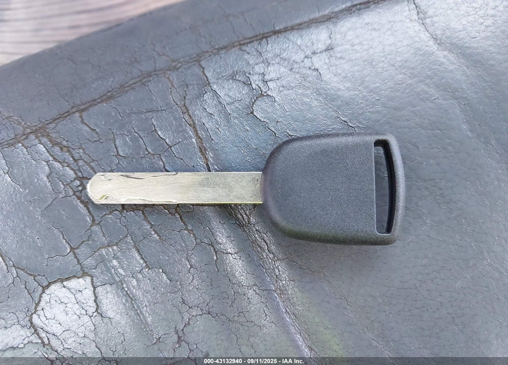 2005 HONDA ODYSSEY EX-L VIN: 5FNRL38785B053913