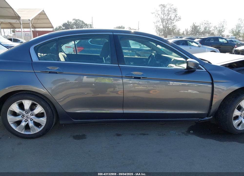 2008 HONDA ACCORD 2.4 EX VIN: JHMCP26718C069586