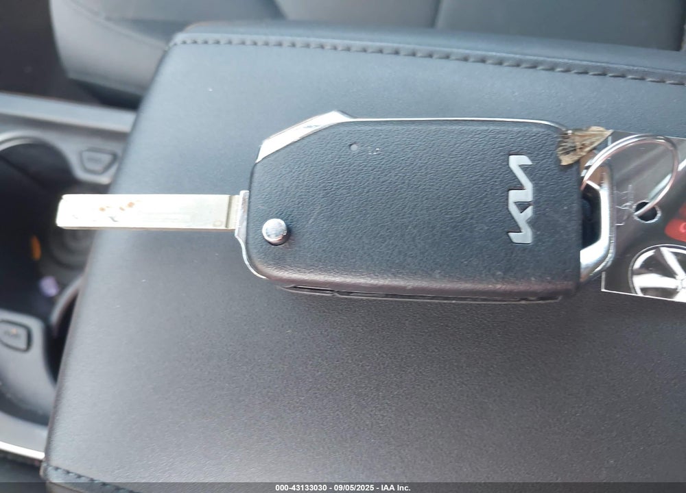 2024 KIA NIRO LX VIN: KNDCP3LE9R5171895