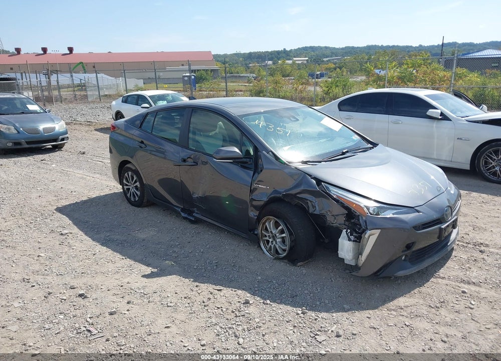 2019 TOYOTA PRIUS XLE VIN: JTDL9RFUXK3004351
