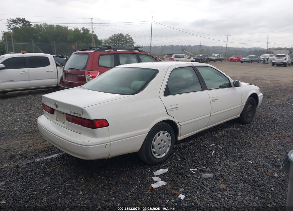 1998 TOYOTA CAMRY VIN: JT2BG22K6W0207914