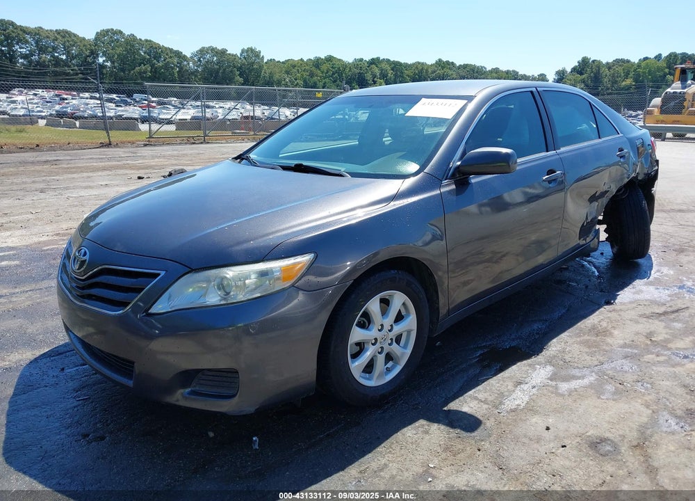 2011 TOYOTA CAMRY LE VIN: 4T1BF3EK6BU738928