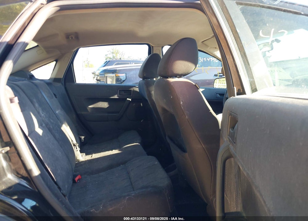 2008 FORD FOCUS SE VIN: 1FAHP35N58W170843