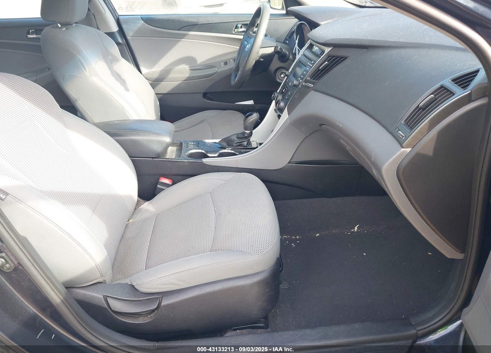 2014 HYUNDAI SONATA VIN: 5NPEB4AC2EH838508