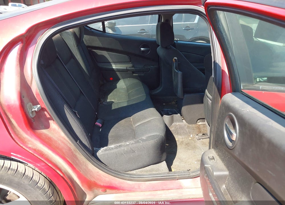 2007 PONTIAC GRAND PRIX VIN: 2G2WP552771202558