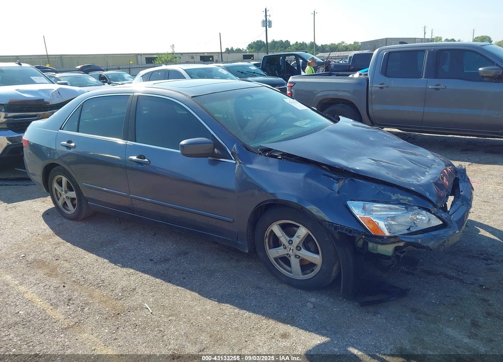 2005 HONDA ACCORD 2.4 EX VIN: 1HGCM56845A008097