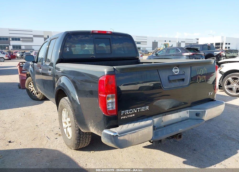 2015 NISSAN FRONTIER VIN: 1N6AD0ER7FN721182