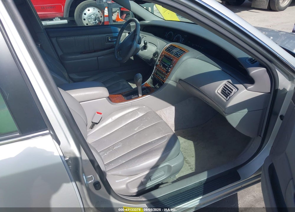 2000 TOYOTA AVALON XLS VIN: 4T1BF28B9YU107122