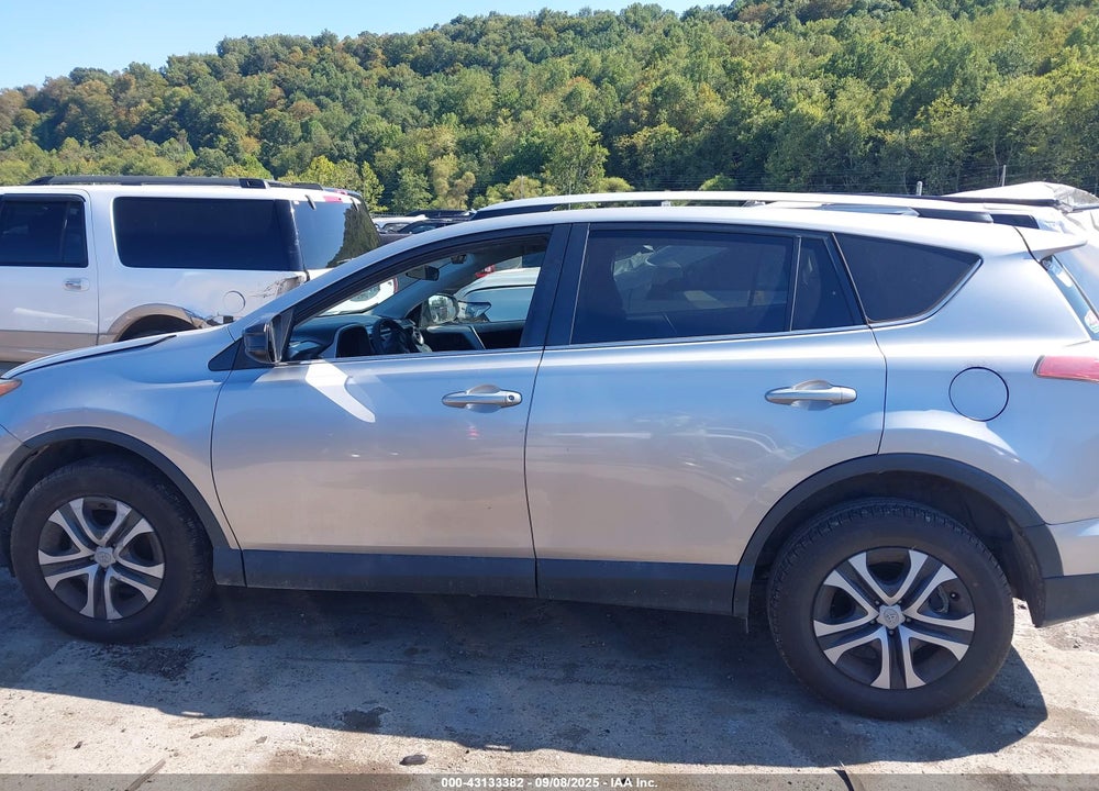 2016 TOYOTA RAV4 LE VIN: 2T3BFREV7GW509458