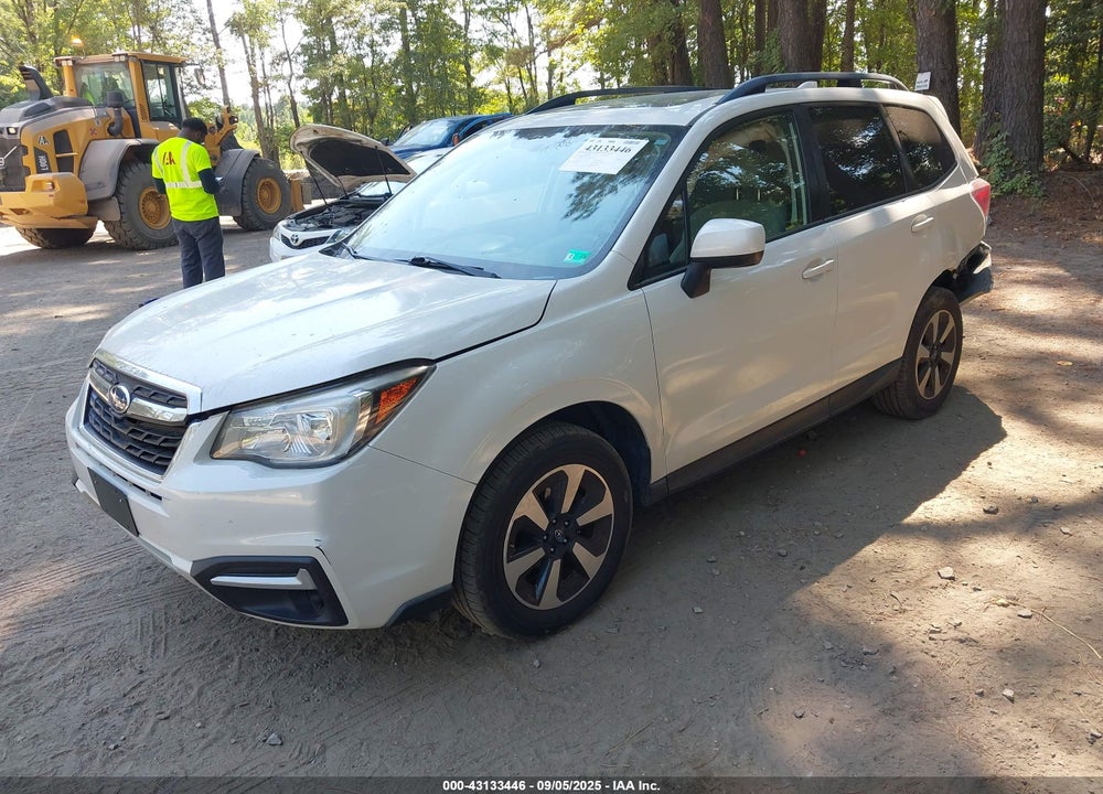2017 SUBARU FORESTER VIN: JF2SJAEC8HH491608