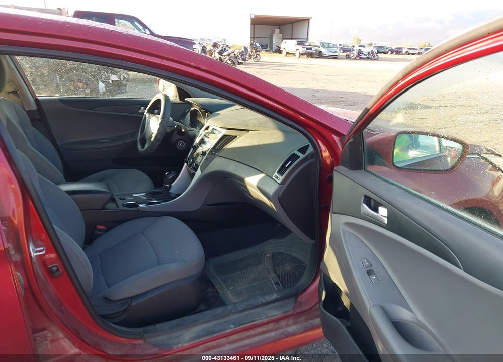 2014 HYUNDAI SONATA VIN: 5NPEB4AC5EH816471