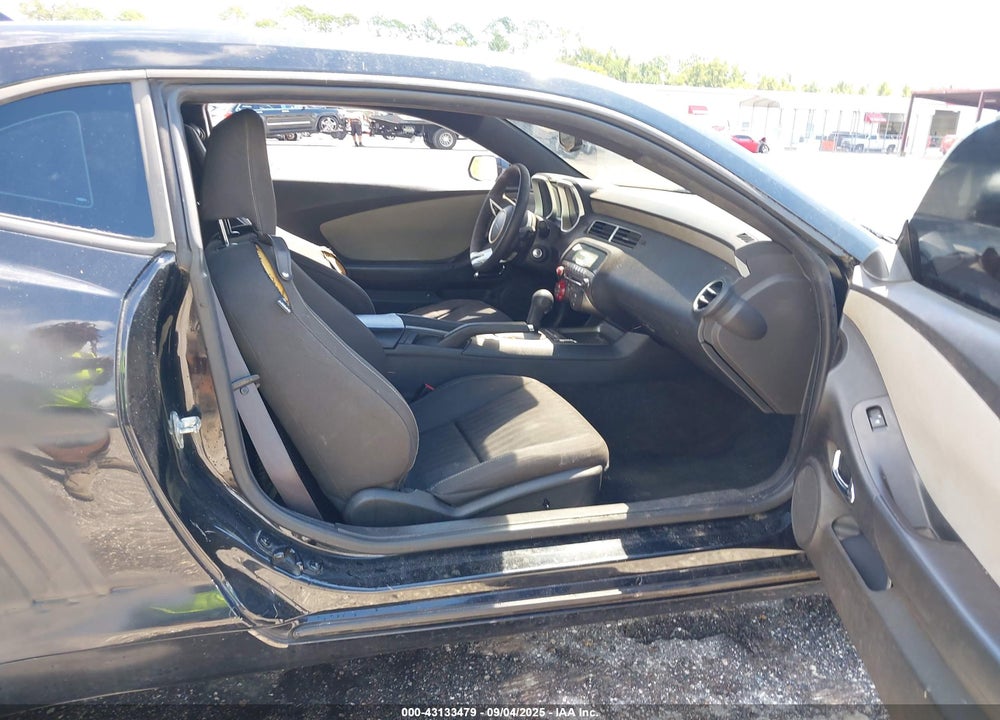 2011 CHEVROLET CAMARO VIN: 2G1FA1ED9B9138985