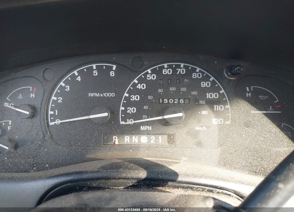 1997 FORD EXPLORER EDDIE BAUER/LIMITED/XL/XLT VIN: 1FMDU34E8VZB33665