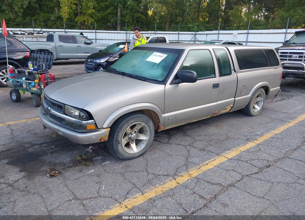 2003 CHEVROLET S-10 LS VIN: 1GCCS19X938149266