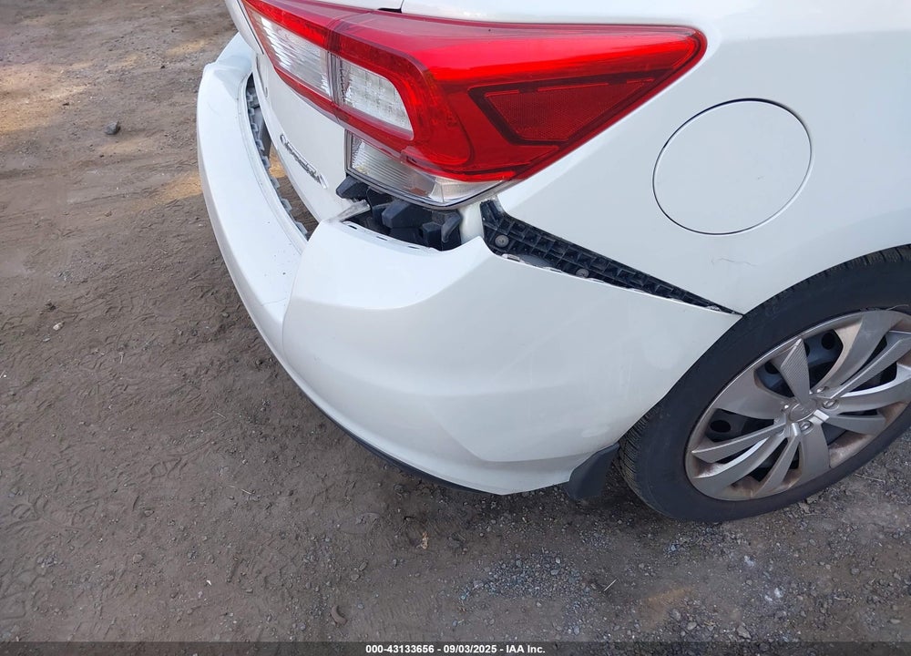 2018 SUBARU IMPREZA VIN: 4S3GTAA62J3737165