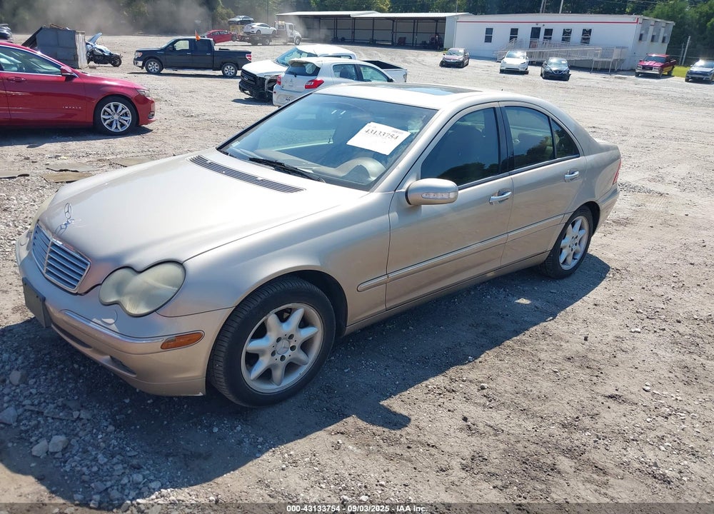 2002 MERCEDES-BENZ C 240 VIN: WDBRF61J52E008650