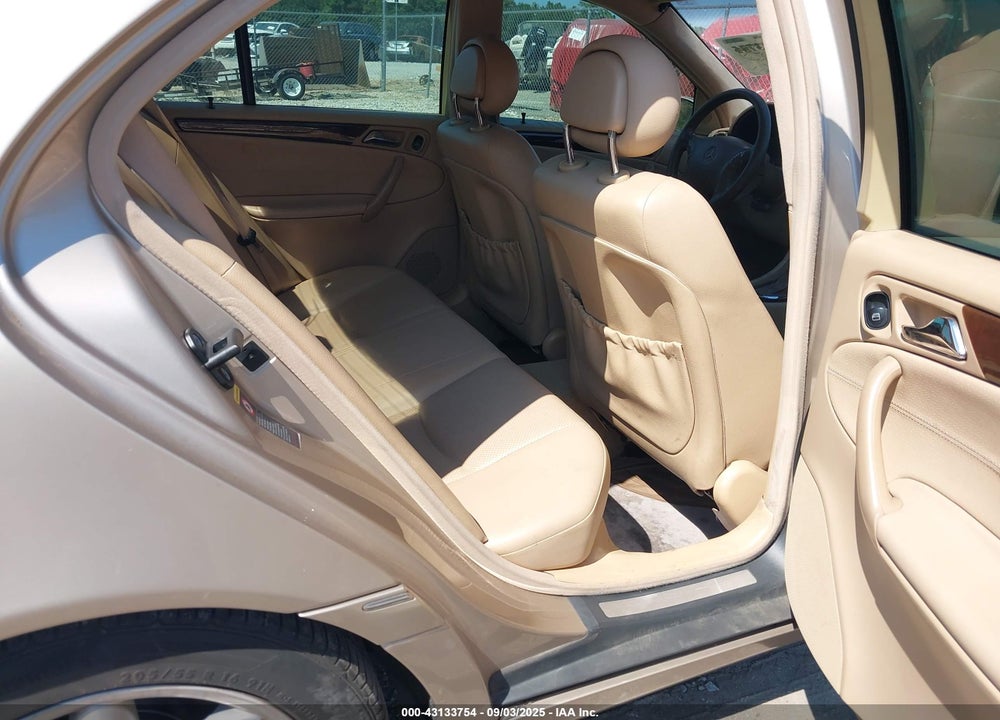2002 MERCEDES-BENZ C 240 VIN: WDBRF61J52E008650