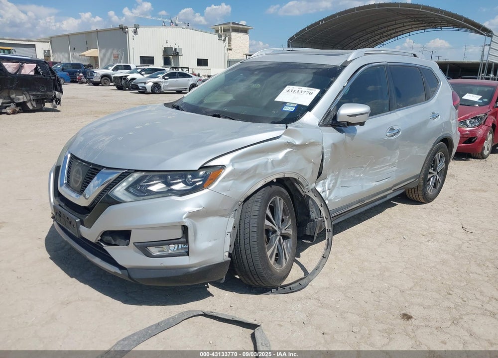 2017 NISSAN ROGUE VIN: JN8AT2MT2HW391354
