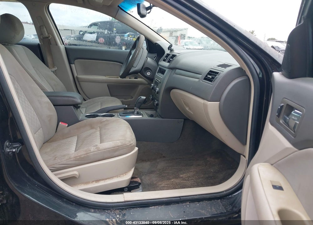 2011 FORD FUSION VIN: 3FAHP0HA0BR217505