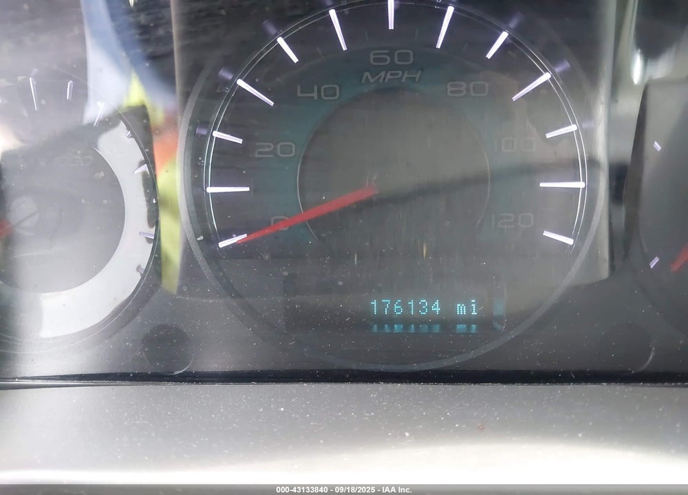 2011 FORD FUSION VIN: 3FAHP0HA0BR217505