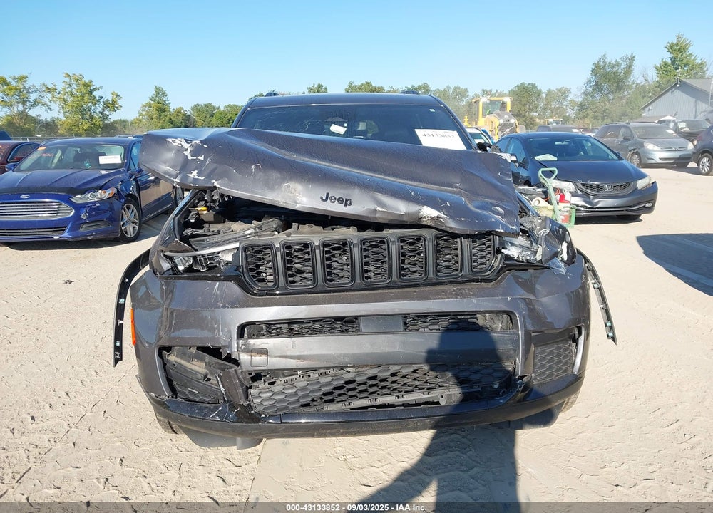 2023 JEEP GRAND CHEROKEE L VIN: 1C4RJKAG4P8101775