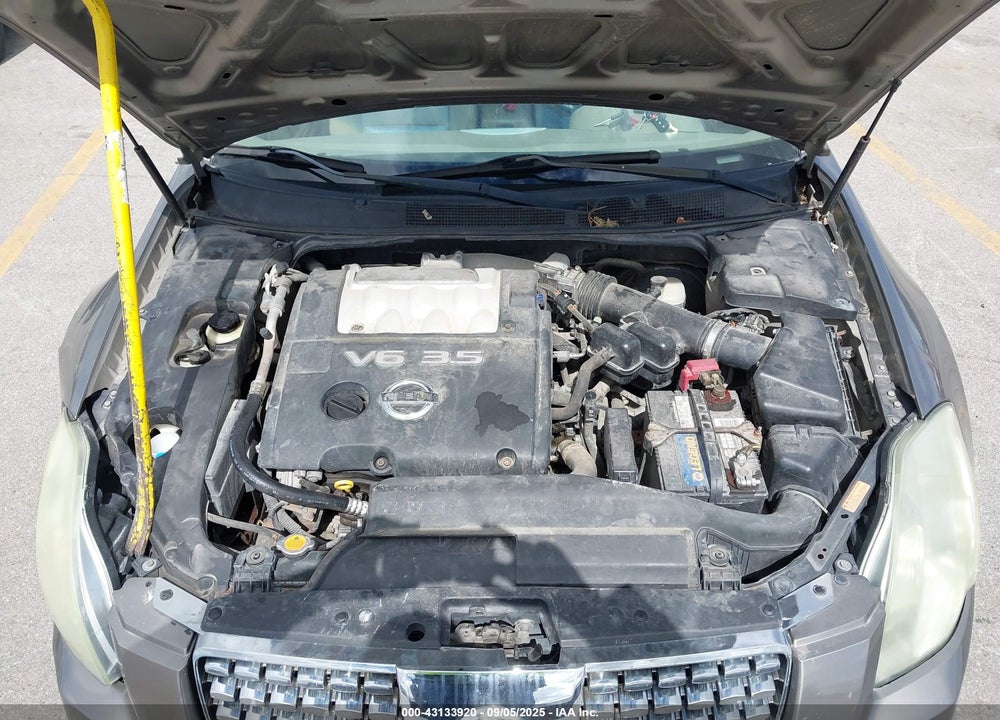 2005 NISSAN MAXIMA 3.5 SL VIN: 1N4BA41E45C848353