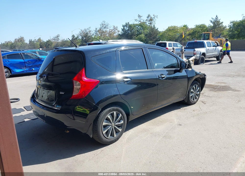 2015 NISSAN VERSA NOTE SV VIN: 3N1CE2CP7FL398695