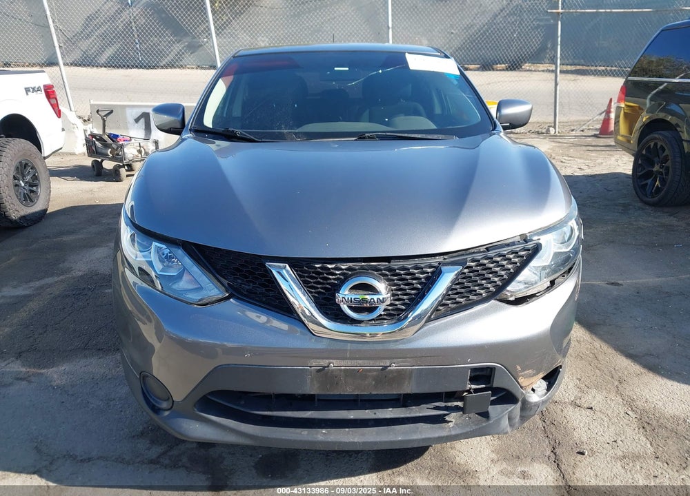 2017 NISSAN ROGUE SPORT VIN: JN1BJ1CP7HW014266