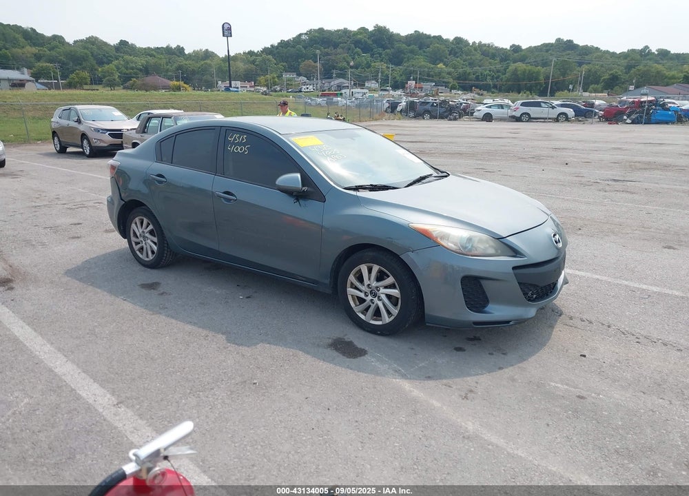 2013 MAZDA 3 I SPORT VIN: JM1BL1U8XD1708066