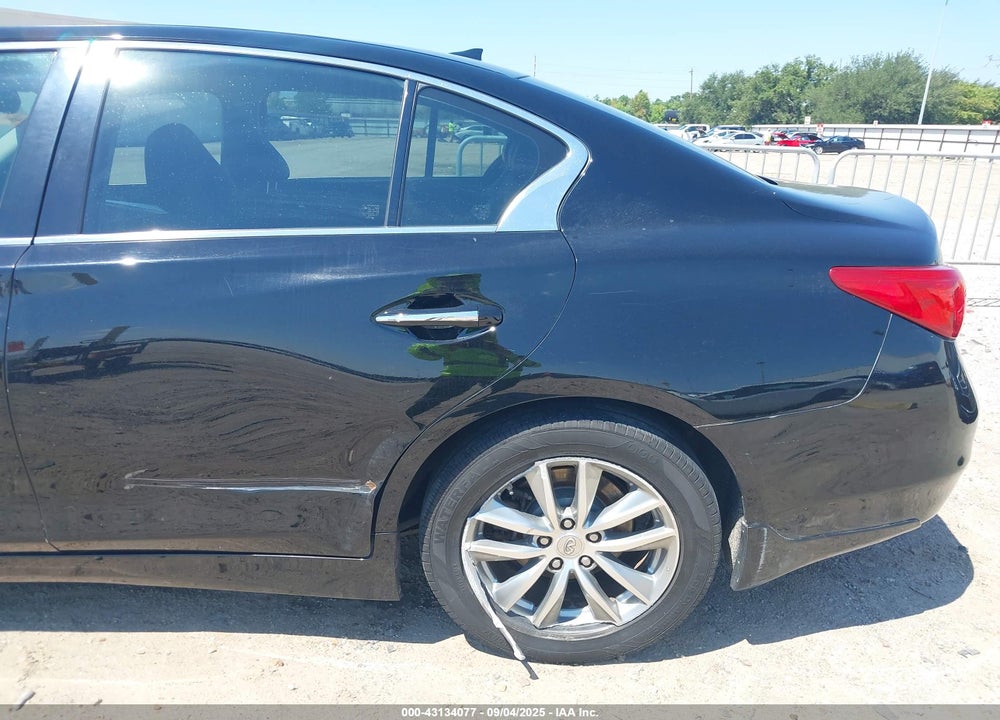 2014 INFINITI Q50 VIN: JN1BV7AP4EM672399