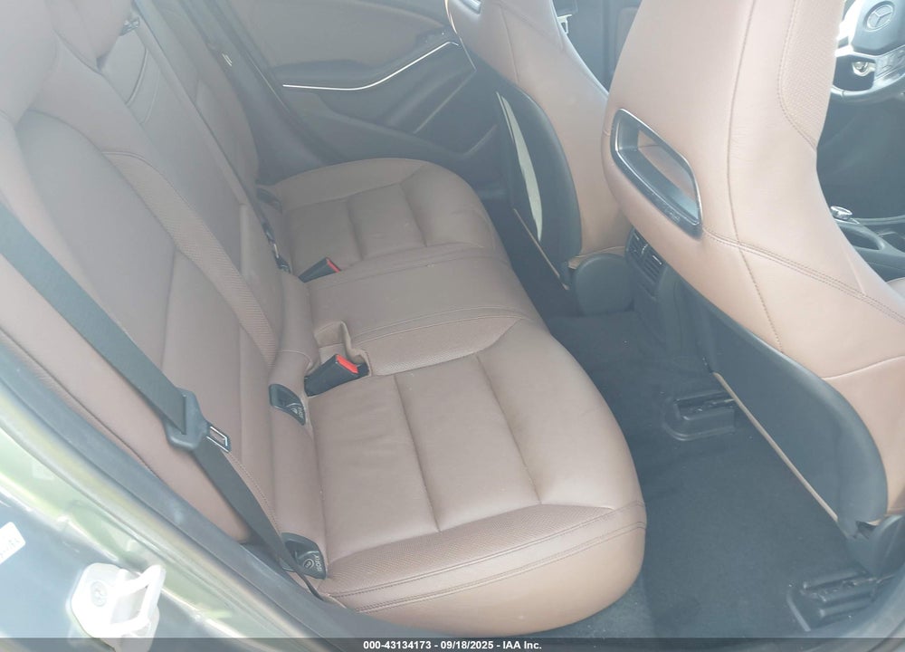 2015 MERCEDES-BENZ GLA-CLASS VIN: WDCTG4GB9FJ034250