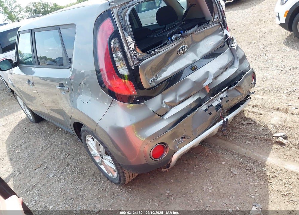 2017 KIA SOUL VIN: KNDJP3A54H7411027