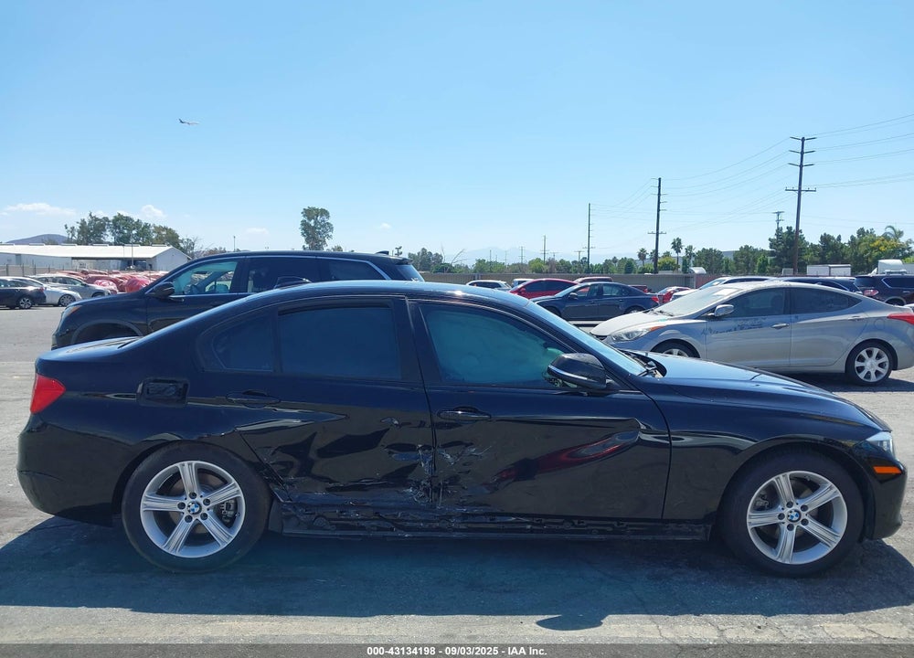 2015 BMW 3 SERIES VIN: WBA3B1C59FK138036