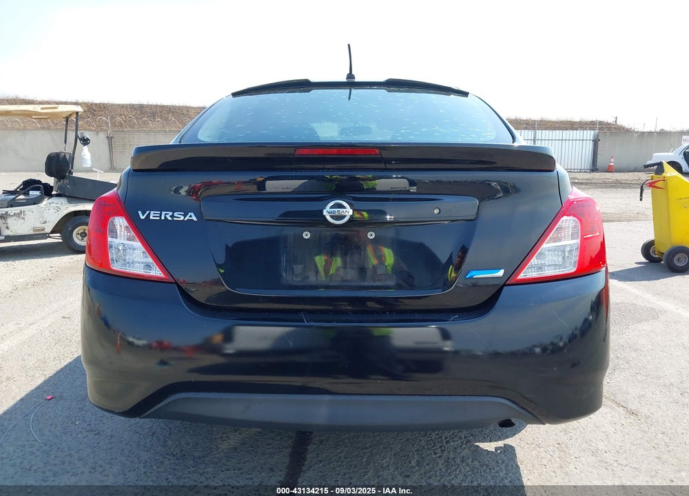 2015 NISSAN VERSA VIN: 3N1CN7AP5FL812542