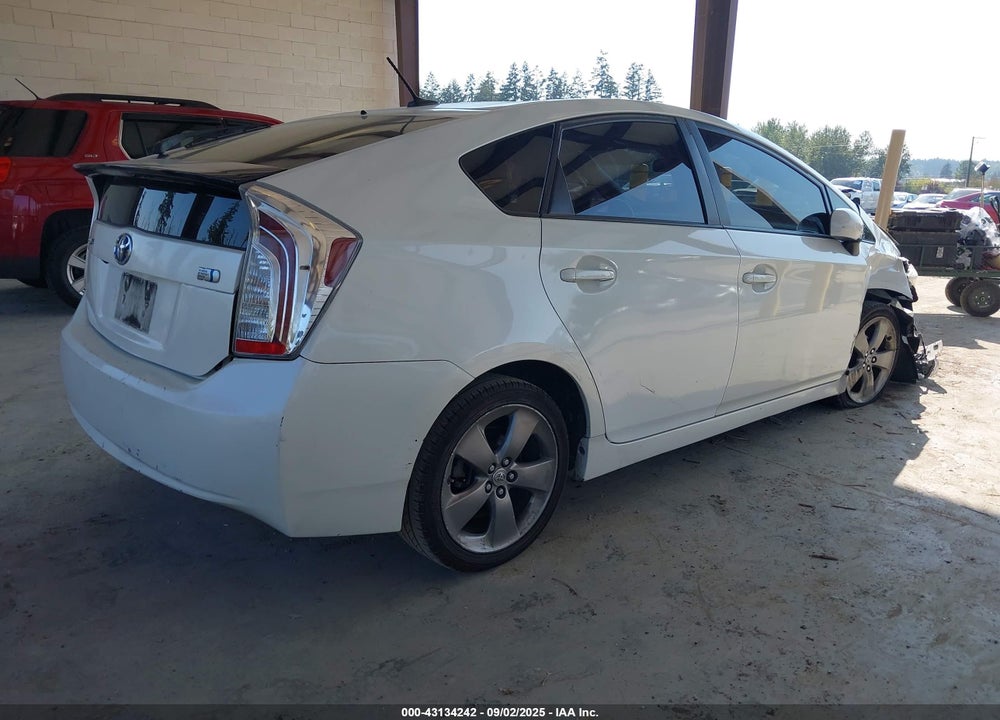 2015 TOYOTA PRIUS VIN: JTDKN3DUXF0404621