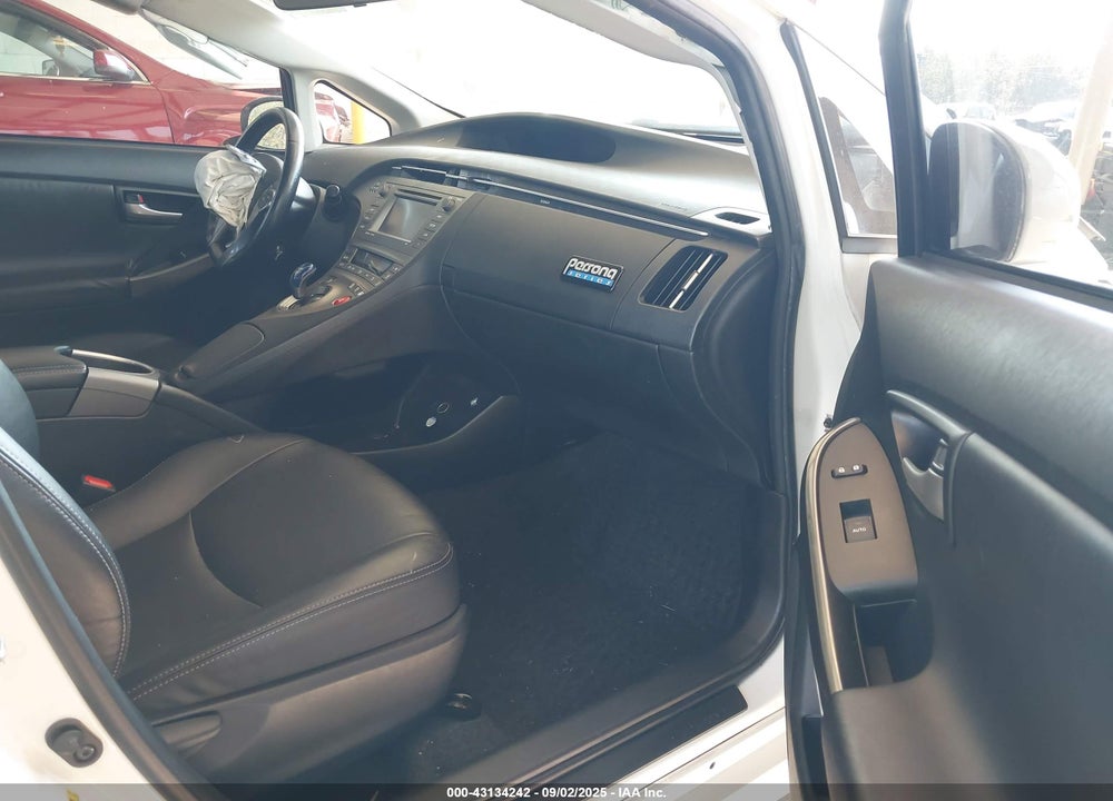 2015 TOYOTA PRIUS VIN: JTDKN3DUXF0404621