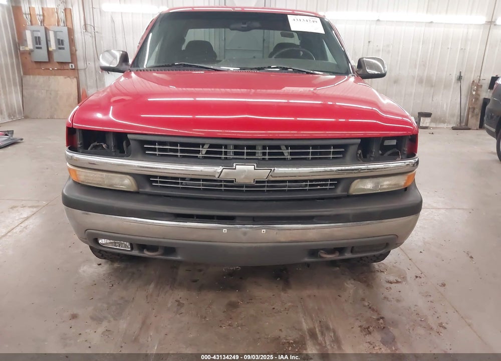 2000 CHEVROLET SILVERADO 1500 LS VIN: 1GCEK19V9YE185846