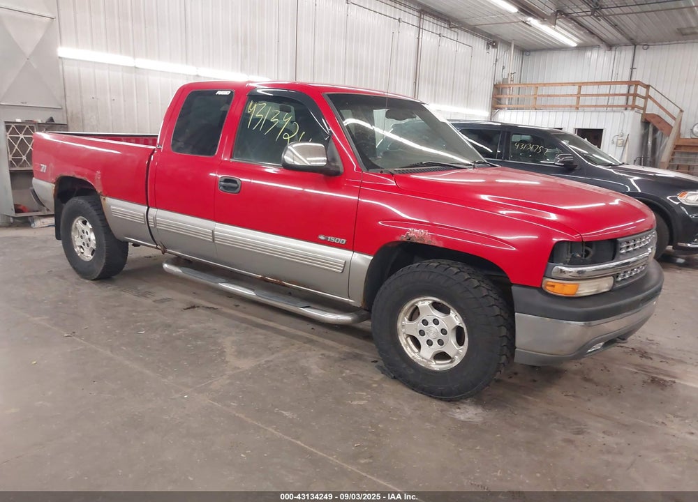 2000 CHEVROLET SILVERADO 1500 LS VIN: 1GCEK19V9YE185846