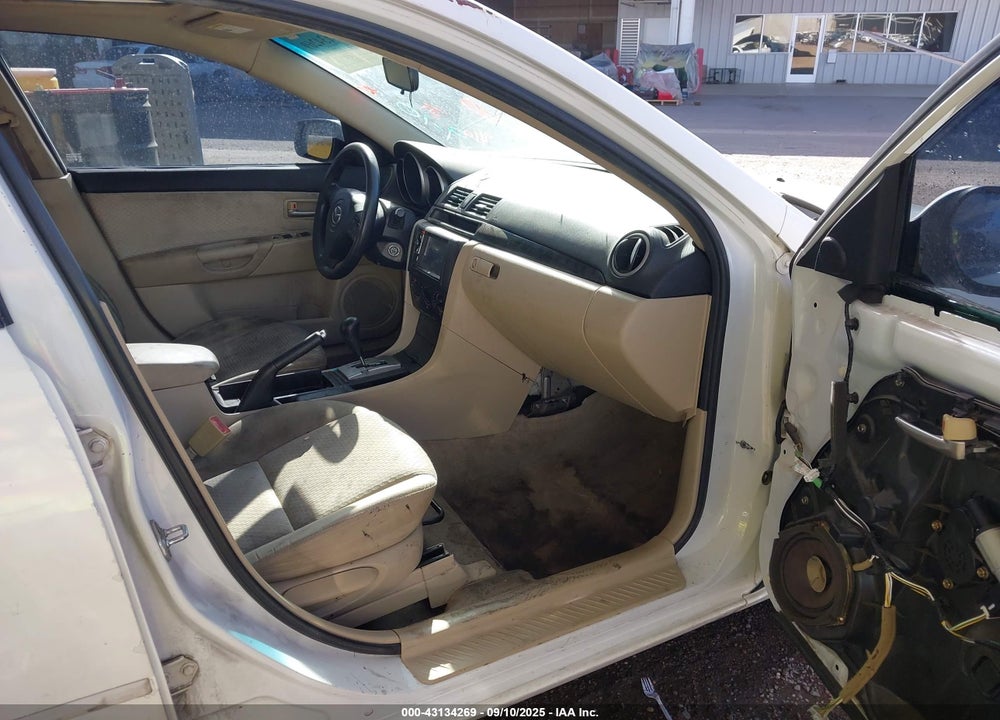 2005 MAZDA 3 I VIN: JM1BK32F551254228