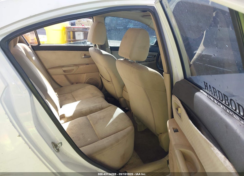 2005 MAZDA 3 I VIN: JM1BK32F551254228