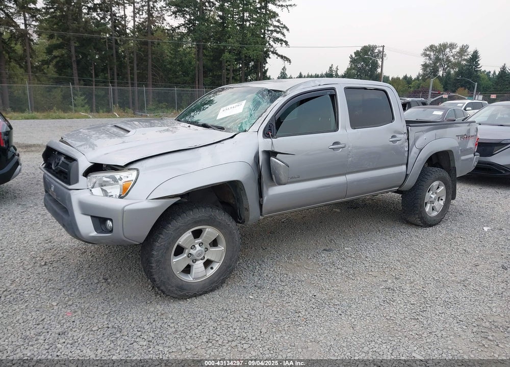 2015 TOYOTA TACOMA VIN: 5TFLU4EN2FX137664