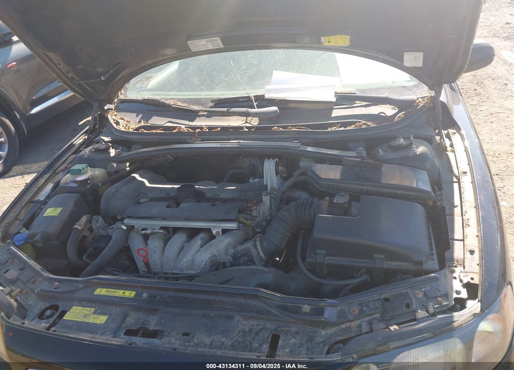 2001 VOLVO S60 2.4 VIN: YV1RS61RX12065620