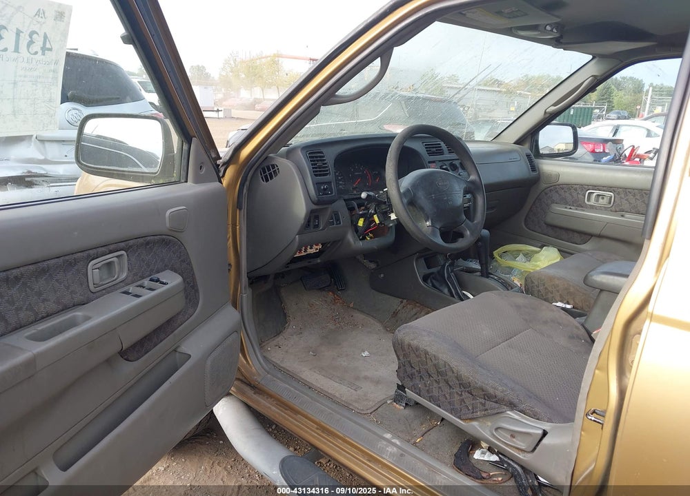 2000 NISSAN XTERRA SE/XE VIN: 5N1ED28Y1YC586388