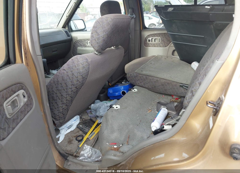 2000 NISSAN XTERRA SE/XE VIN: 5N1ED28Y1YC586388