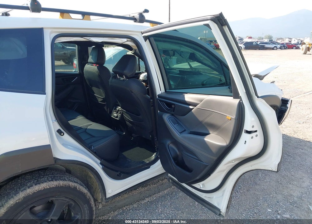 2023 SUBARU FORESTER VIN: JF2SKALC4PH509004