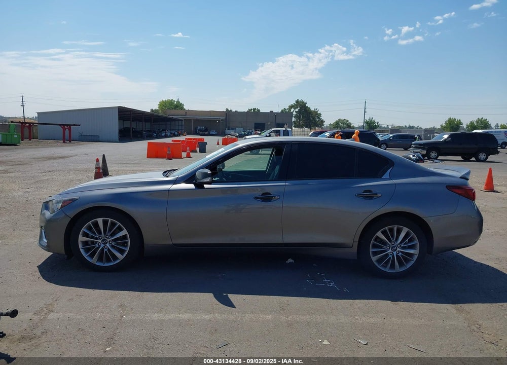 2018 INFINITI Q50 VIN: JN1EV7ARXJM439281