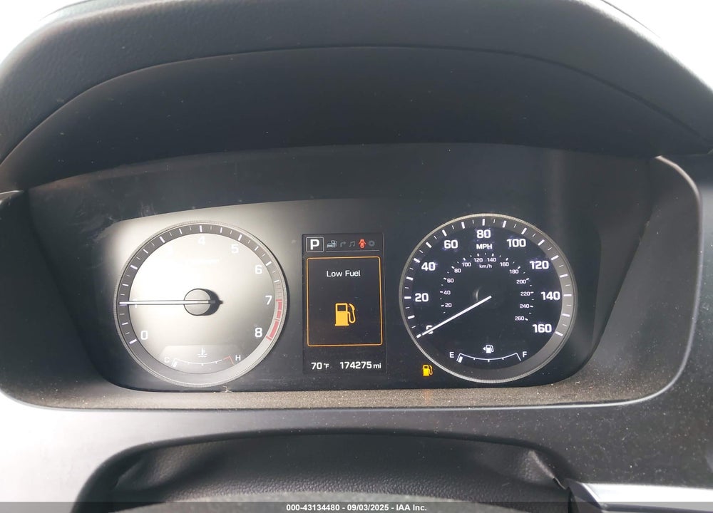 2015 HYUNDAI SONATA VIN: 5NPE34AF5FH088174