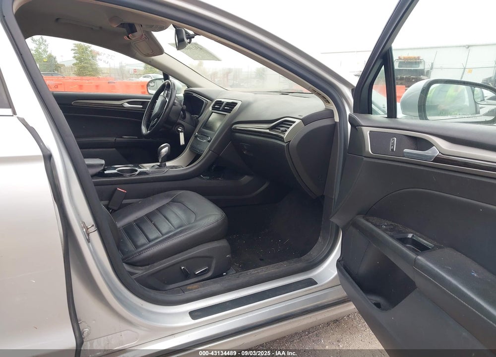 2013 FORD FUSION SE VIN: 3FA6P0HR4DR359243