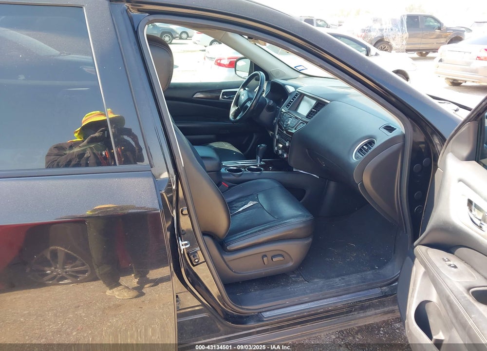 2014 NISSAN PATHFINDER VIN: 5N1AR2MN8EC657528
