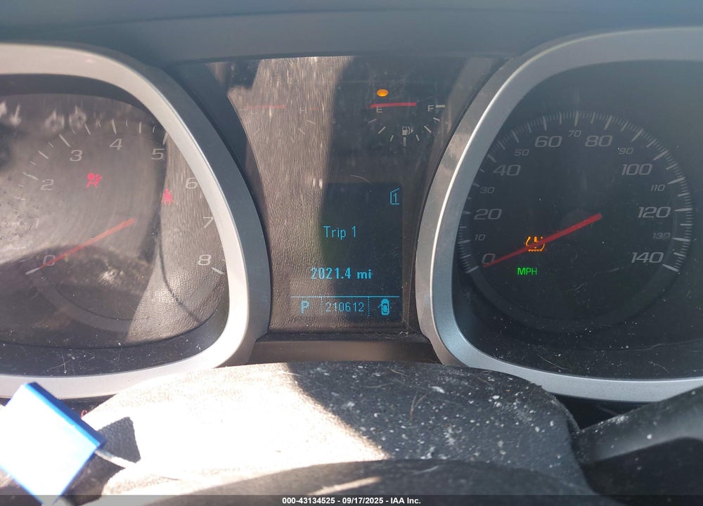 2011 CHEVROLET EQUINOX VIN: 2CNALDEC4B6243676